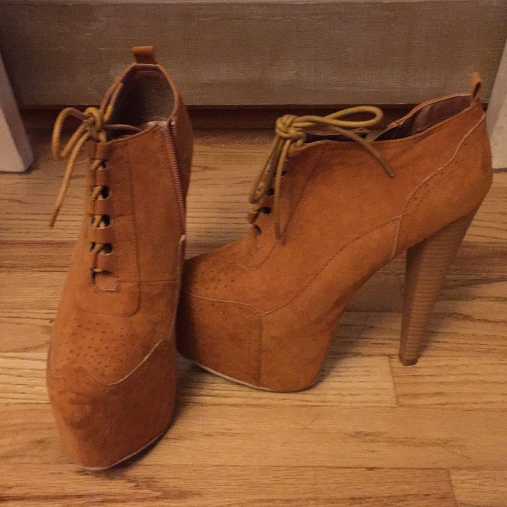 Qupid Pratt rust suede lace up platforms